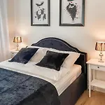 Beach Front Home In Wiselka Holiday home Wiselka