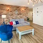 Beach Front Home In Wiselka *